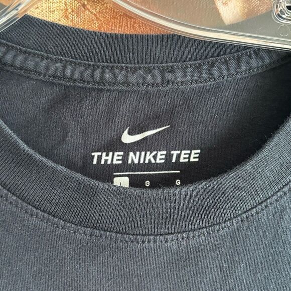 NIKE Pile of Boxes & Collector Holding Shoe Boxes Size L - Picture 6 of 16